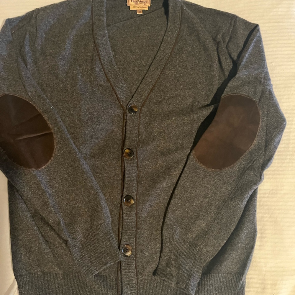 Paul Stuart 100% Cashmere cardigan sweater.  Size medium
